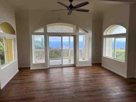 Open living room overlooking the Hawaii ocean view