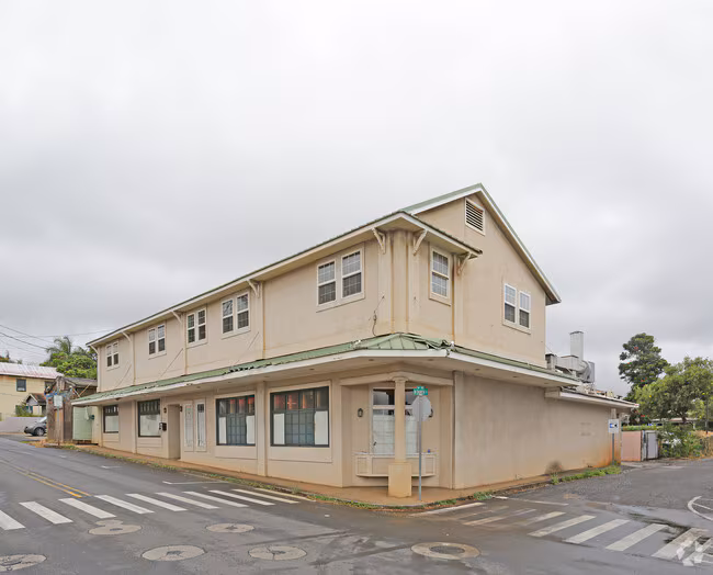 Construction completion loan Wailuku HI mixed-use property exterior view
